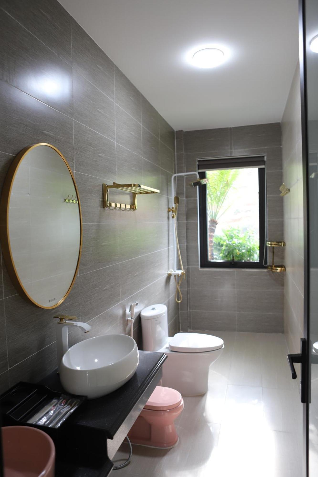 Summerly Villa Dong Do - Venuestay Ханой Экстерьер фото